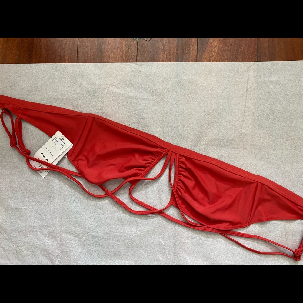 RVCA bikini top! NWT!